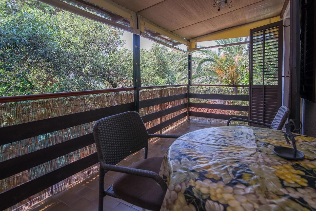 Susko Apartment Mali Losinj Exterior photo
